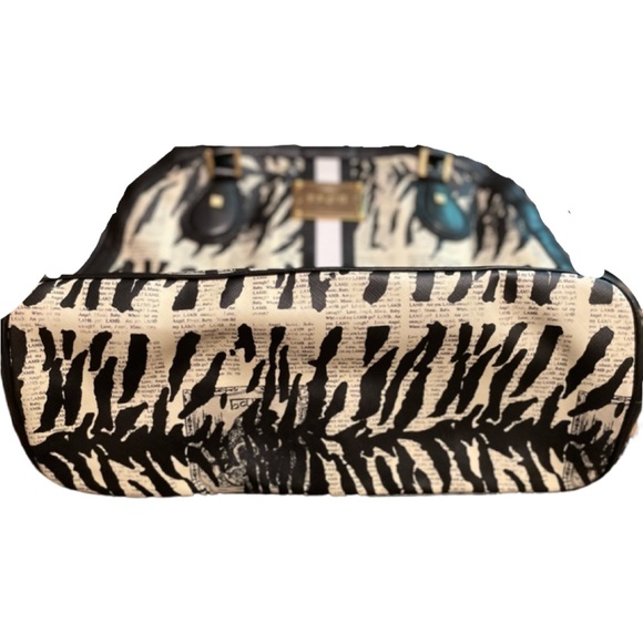 L.A.M.B. Zebra Bucket Handbag - Picture 10 of 15